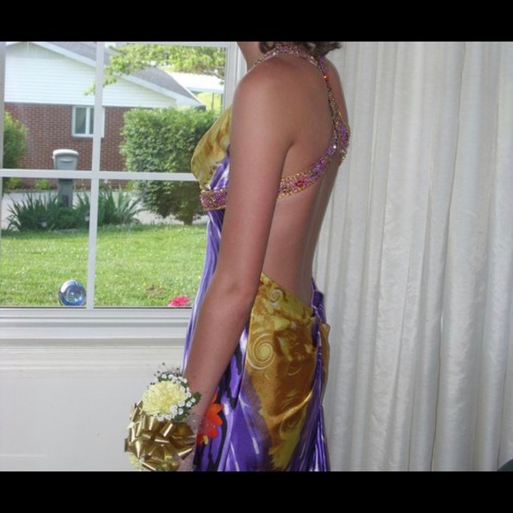 Prom dress - Picture 2 of 2